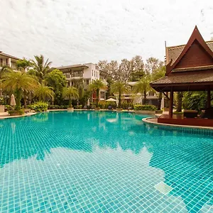 Beachfront Апартаменты